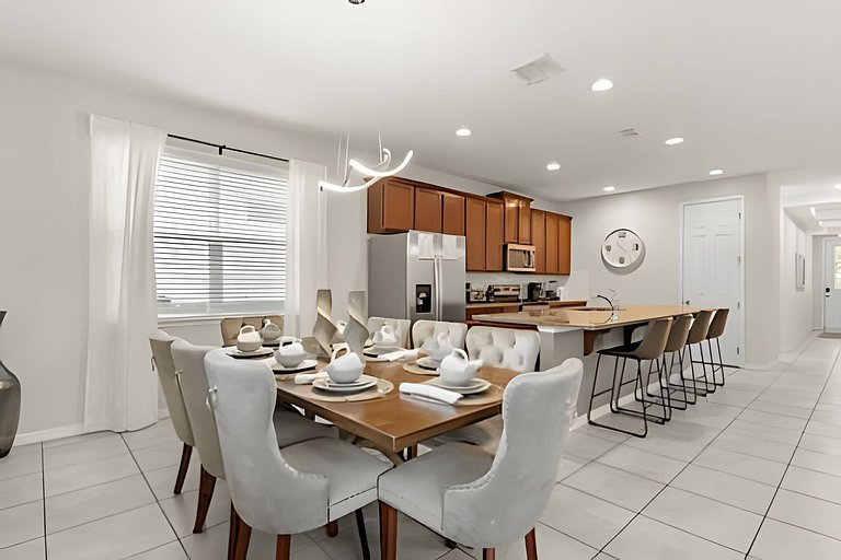 6 Bd / 4,5 Ba / Sleeps 18/ Solara Resort