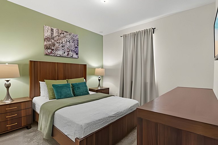 6 Bd / 4,5 Ba / Sleeps 18/ Solara Resort