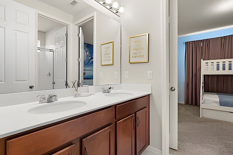 6 Bd / 4,5 Ba / Sleeps 18/ Solara Resort