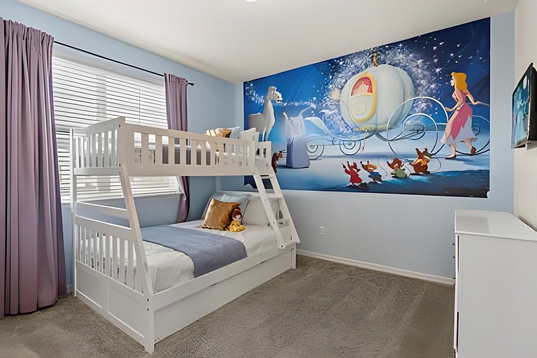 6 Bd / 4,5 Ba / Sleeps 18/ Solara Resort