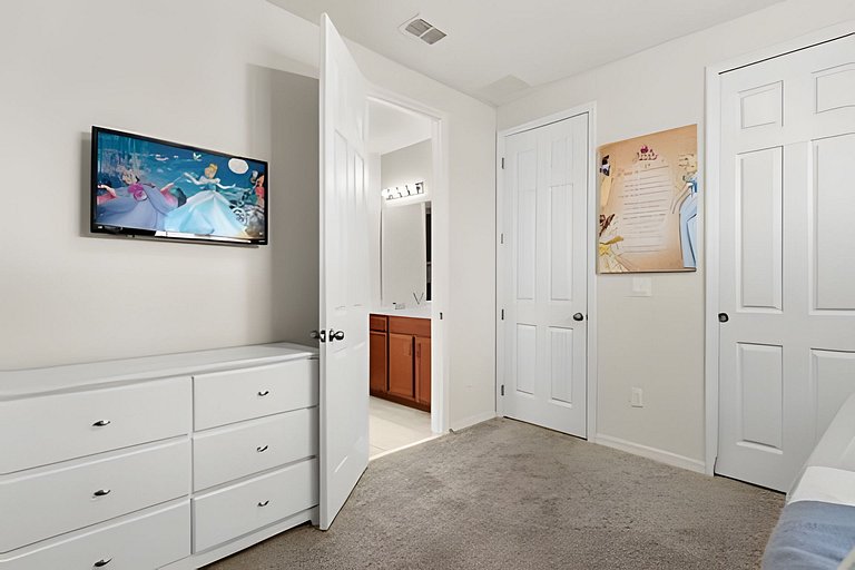 6 Bd / 4,5 Ba / Sleeps 18/ Solara Resort