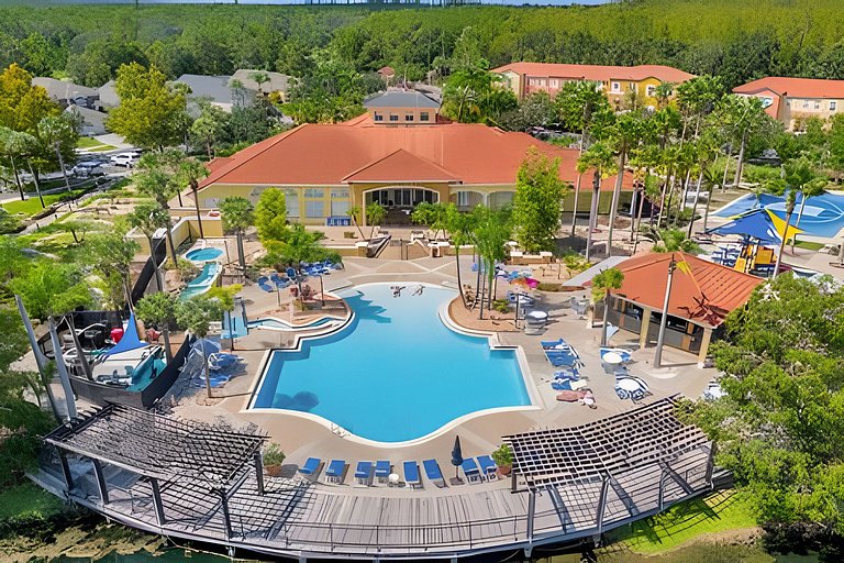 3 Bd / 2,5 Ba / Sleeps 08/ Terra Verde Resort