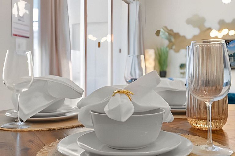 5 Bd / 4.5 Ba / Sleeps 11/ Windsor Island Resort