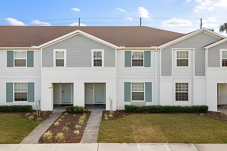 5 Bd / 4.5 Ba / Sleeps 12/ Windsor Island Resort