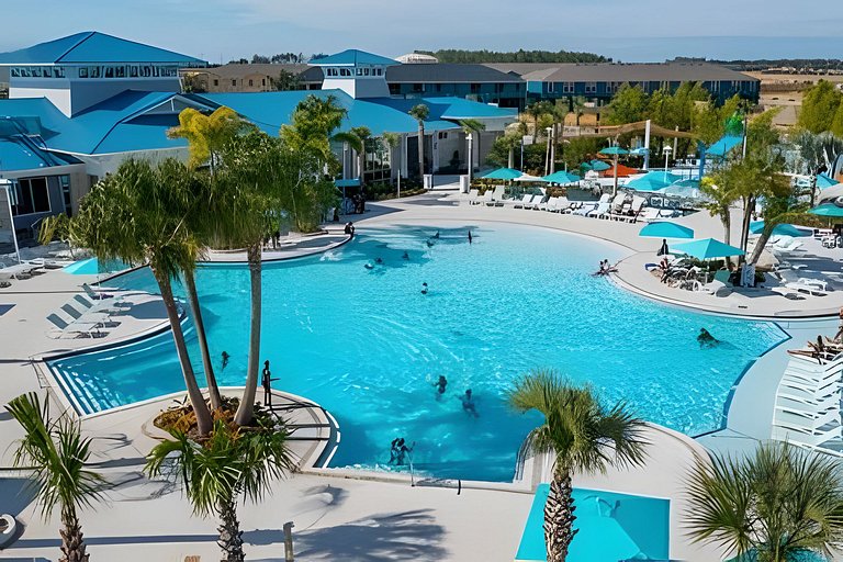 5 Bd / 4.5 Ba / Sleeps 12/ Windsor Island Resort