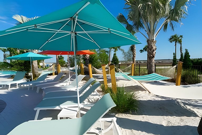 5 Bd / 4.5 Ba / Sleeps 12/ Windsor Island Resort