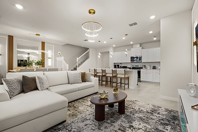 5 Bd / 4.5 Ba / Sleeps 14 / Windsor Cay Resort