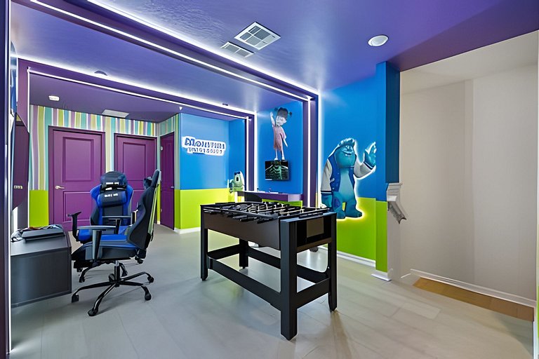 5 Bd / 4.5 Ba / Sleeps 14 / Windsor Cay Resort