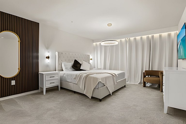 5 Bd / 4.5 Ba / Sleeps 14 / Windsor Cay Resort