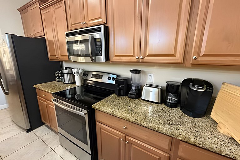 4 Bd / 3 Ba / Sleeps 11/ Storey Lake Resort