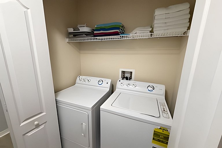 4 Bd / 3 Ba / Sleeps 11/ Storey Lake Resort