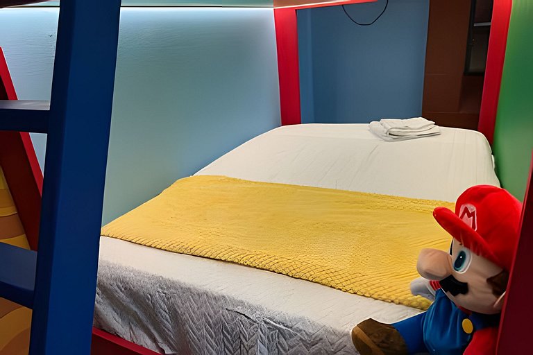 4 Bd / 3 Ba / Sleeps 11/ Storey Lake Resort