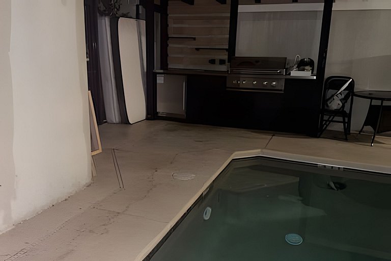 4 Bd / 3 Ba / Sleeps 11/ Storey Lake Resort