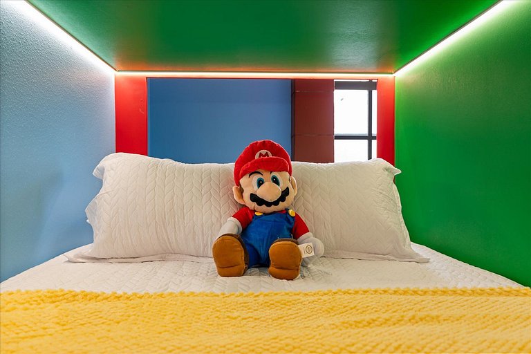 4 Bd / 3 Ba / Sleeps 11/ Storey Lake Resort