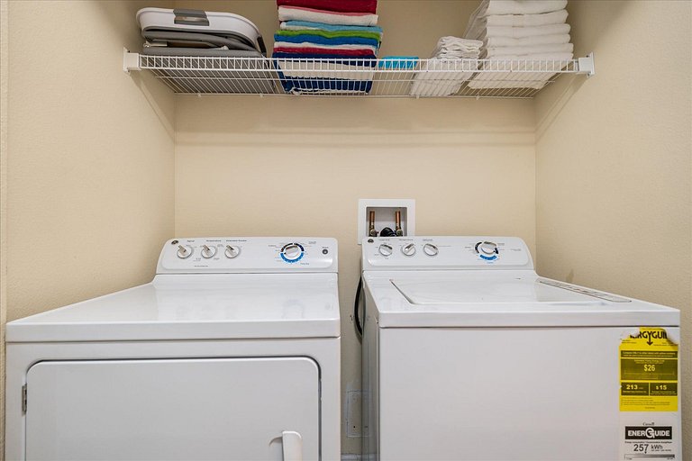 4 Bd / 3 Ba / Sleeps 11/ Storey Lake Resort