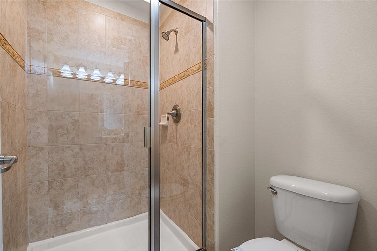 4 Bd / 3 Ba / Sleeps 11/ Storey Lake Resort