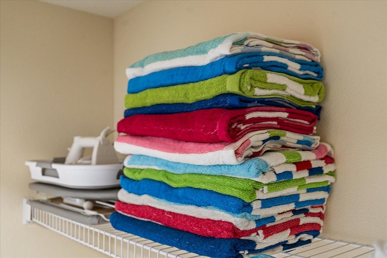 4 Bd / 3 Ba / Sleeps 11/ Storey Lake Resort