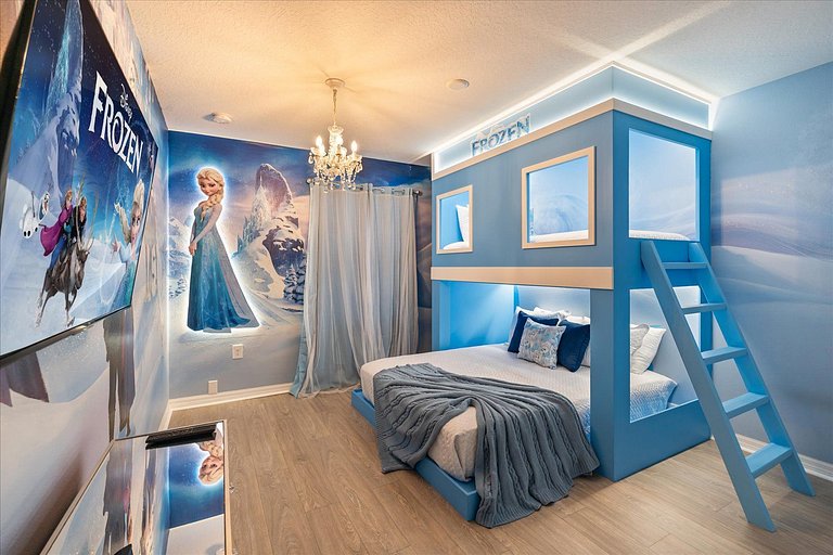 4 Bd / 3 Ba / Sleeps 11/ Storey Lake Resort