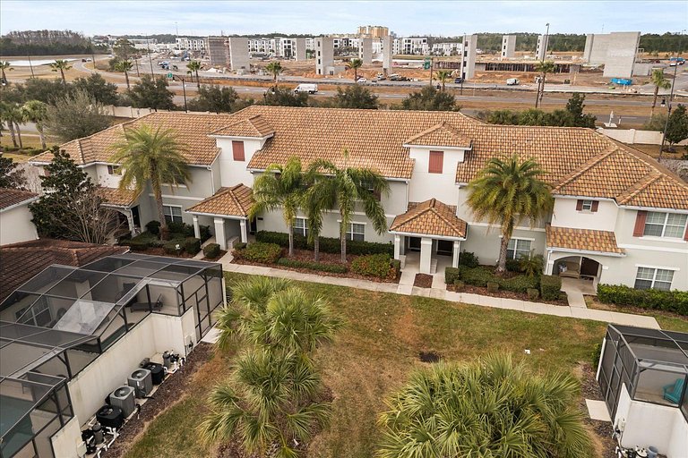 4 Bd / 3 Ba / Sleeps 11/ Storey Lake Resort