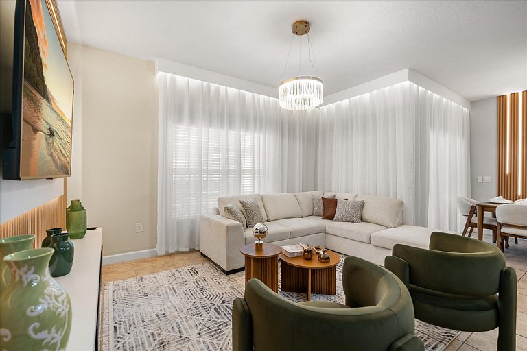 4 Bd / 3 Ba / Sleeps 11/ Storey Lake Resort