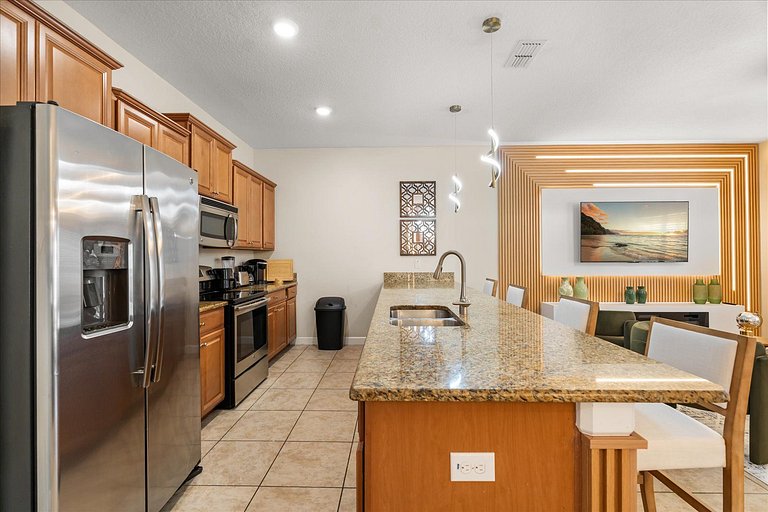 4 Bd / 3 Ba / Sleeps 11/ Storey Lake Resort