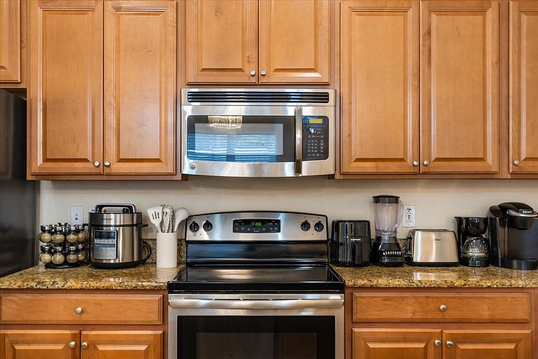 4 Bd / 3 Ba / Sleeps 11/ Storey Lake Resort