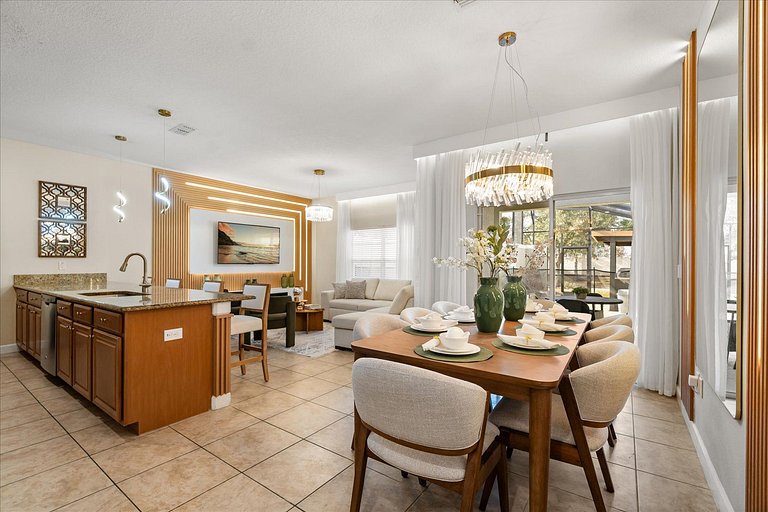 4 Bd / 3 Ba / Sleeps 11/ Storey Lake Resort