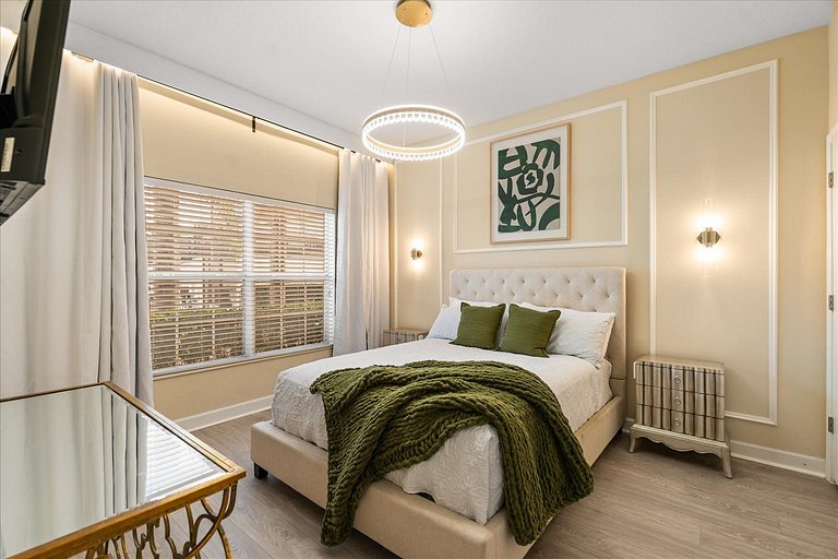 4 Bd / 3 Ba / Sleeps 11/ Storey Lake Resort