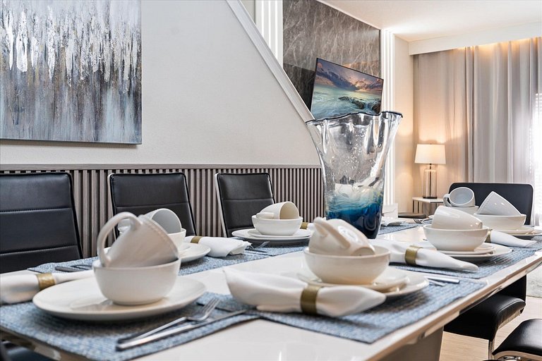 Comfortable 5BR home at Paradise Palms Resort