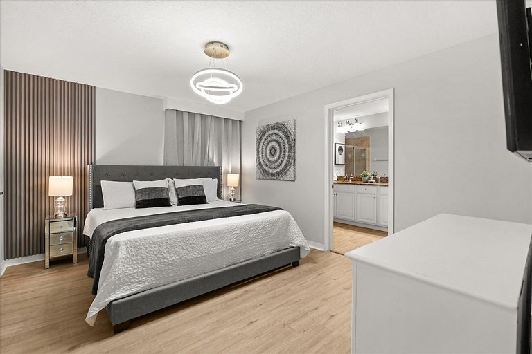 Comfortable 5BR home at Paradise Palms Resort