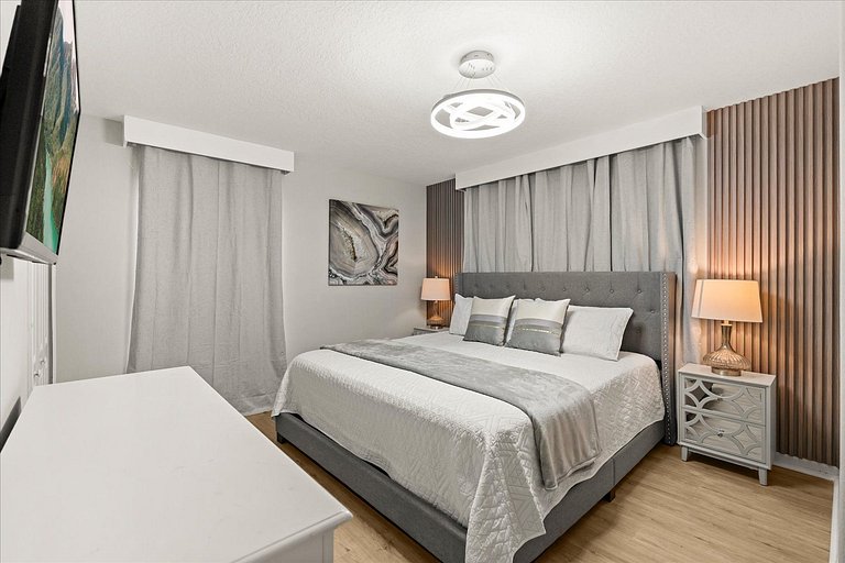 Comfortable 5BR home at Paradise Palms Resort