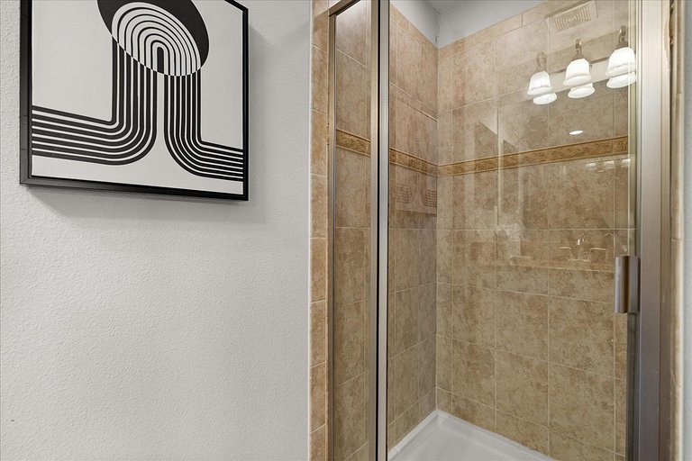 Comfortable 5BR home at Paradise Palms Resort