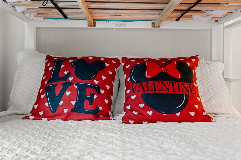 Comfortable 5BR home at Paradise Palms Resort