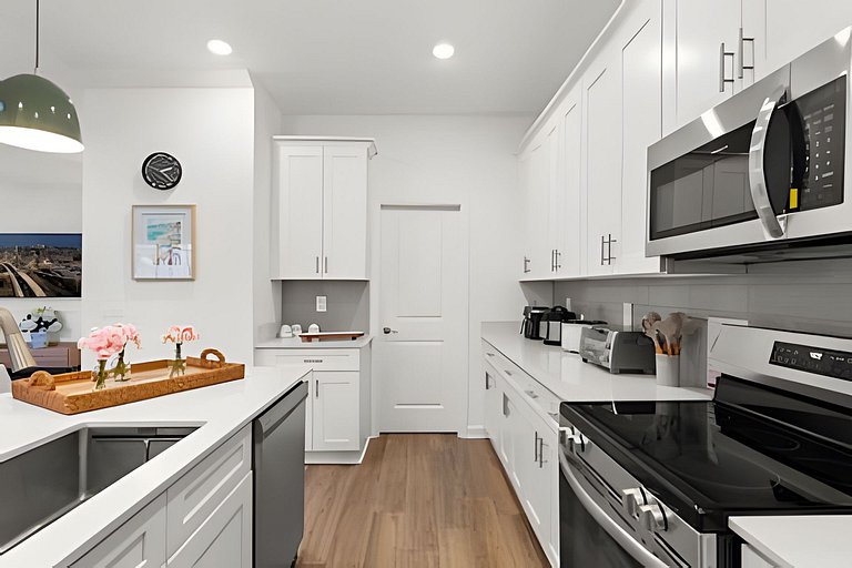 5 Bd / 5 Ba / Sleeps 14 / Reunion Village