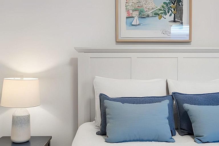 5 Bd / 5 Ba / Sleeps 14 / Reunion Village