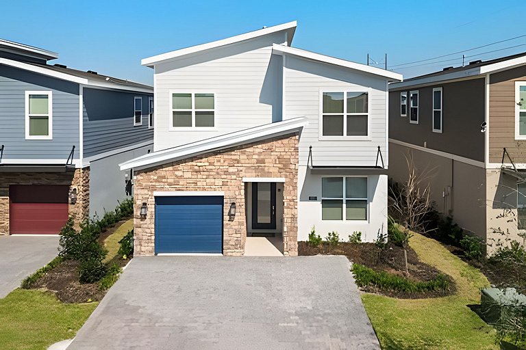 5 Bd / 5 Ba / Sleeps 14 / Reunion Village