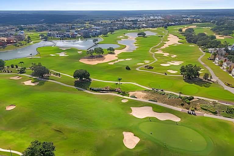 5 Bd / 5 Ba / Sleeps 14 / Reunion Village