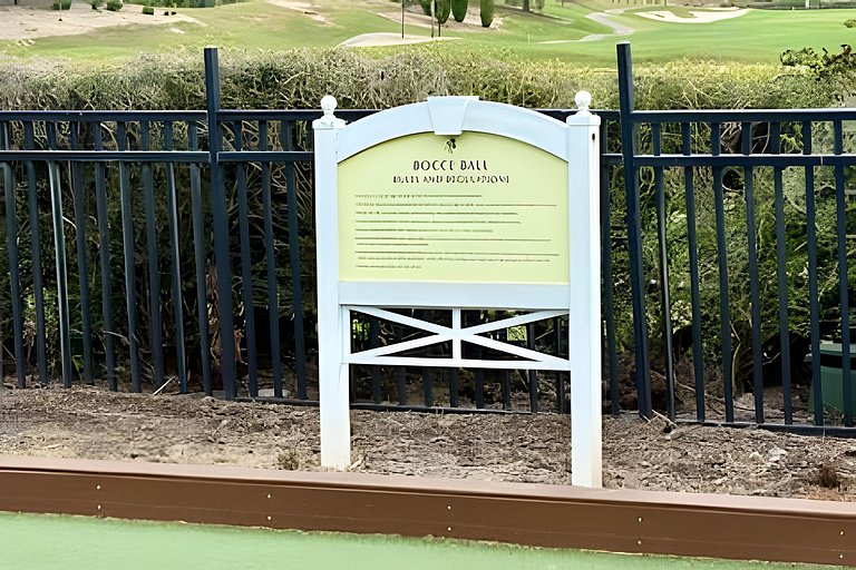 5 Bd / 5 Ba / Sleeps 14 / Reunion Village