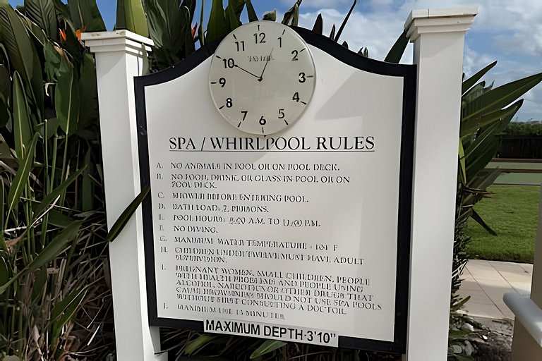 5 Bd / 5 Ba / Sleeps 14 / Reunion Village