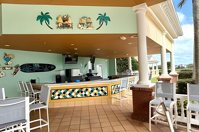 5 Bd / 5 Ba / Sleeps 14 / Reunion Village