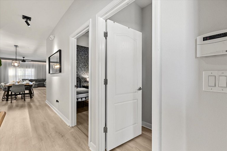 5 Bd / 4 Ba / Sleeps 12 / Paradise Palms Resort