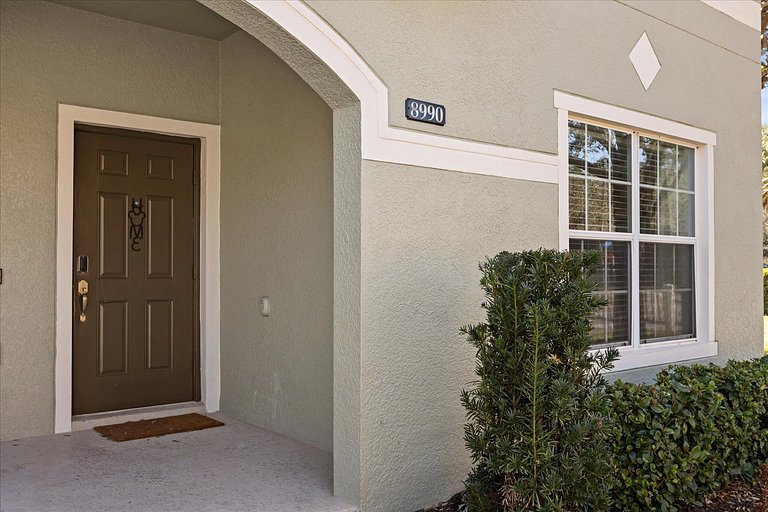 5 Bd / 4 Ba / Sleeps 12 / Paradise Palms Resort