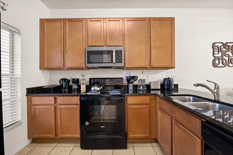 Cozy 3BR house affordable at Bella Vida Resort