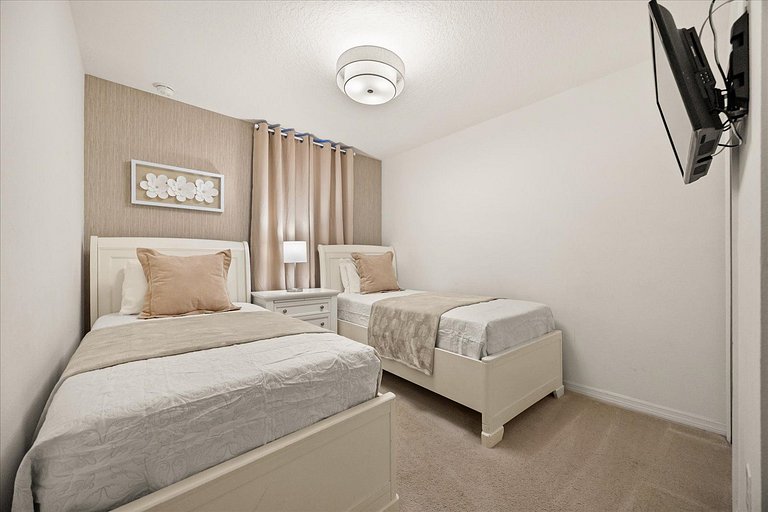 Cozy 3BR house affordable at Bella Vida Resort