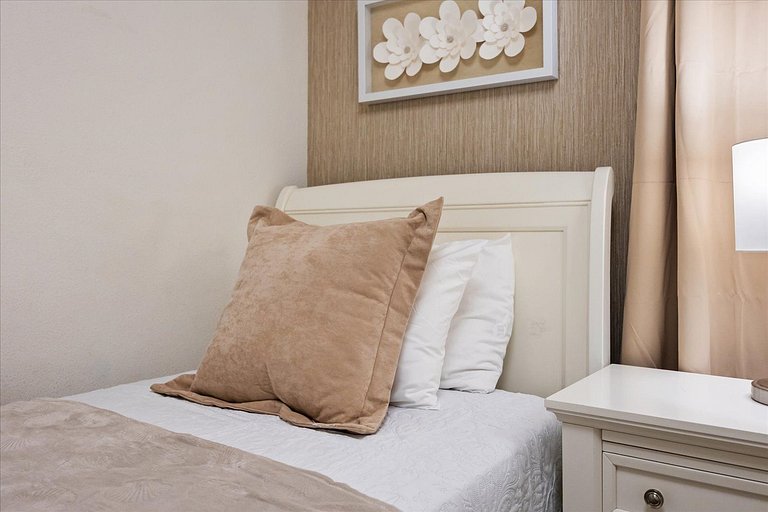 Cozy 3BR house affordable at Bella Vida Resort