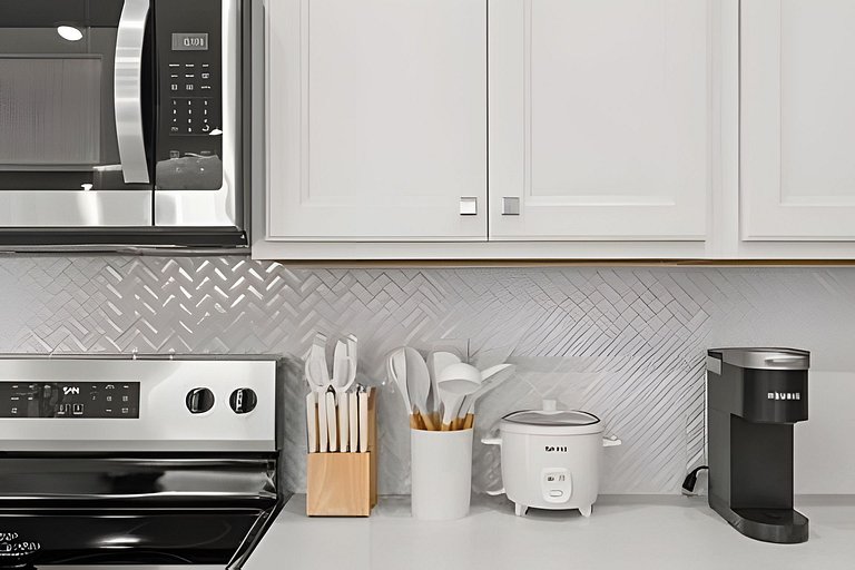 5 Bd / 4.5 Ba / Sleeps 14 / Windsor Cay Resort