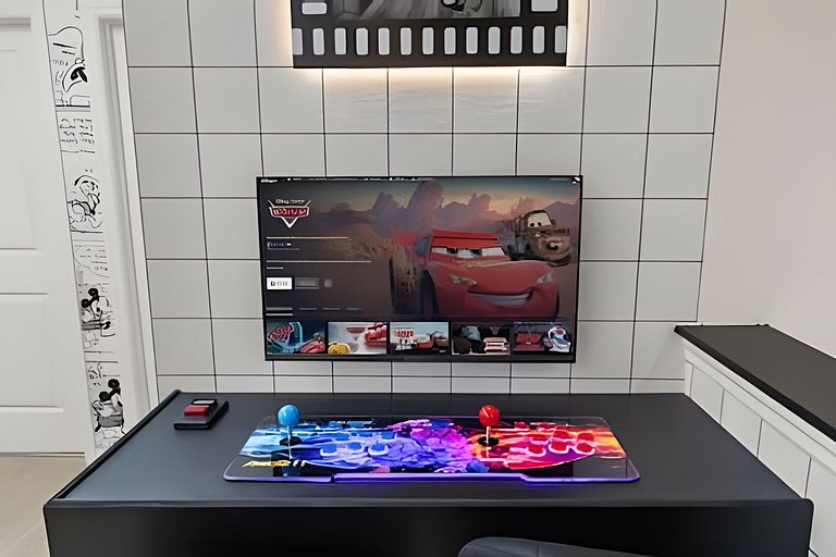 5 Bd / 4.5 Ba / Sleeps 14 / Windsor Cay Resort