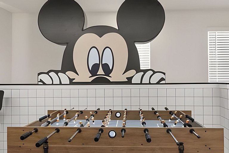 5 Bd / 4.5 Ba / Sleeps 14 / Windsor Cay Resort