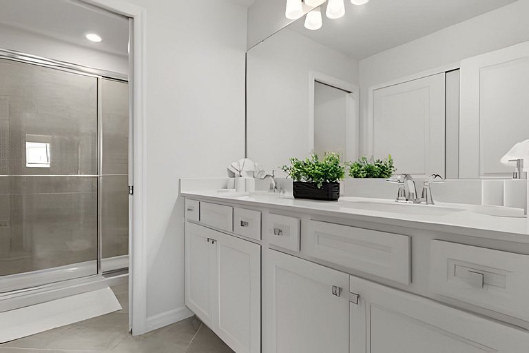 5 Bd / 4.5 Ba / Sleeps 14 / Windsor Cay Resort