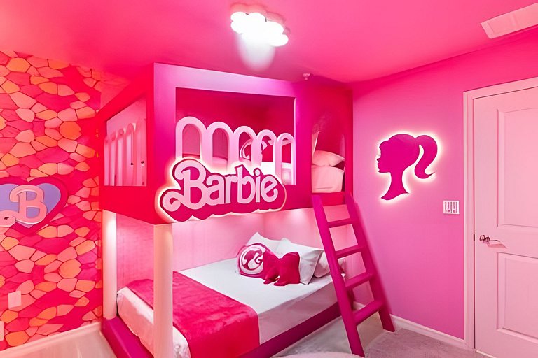 5 Bd / 4.5 Ba / Sleeps 14 / Windsor Cay Resort